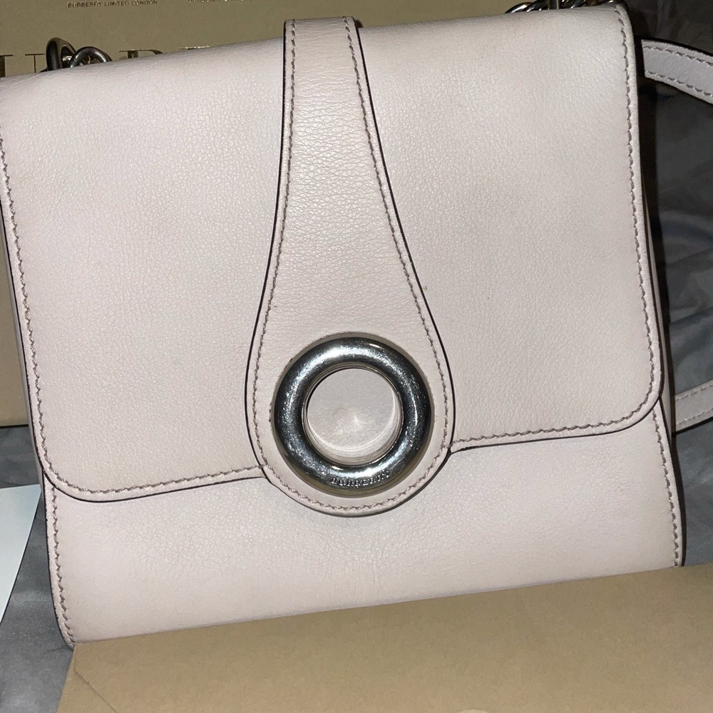 Leather Crossbody nude pink.